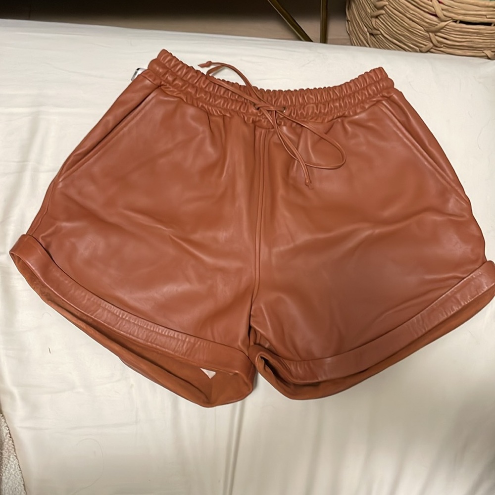 Zeynep Arcay Lamb Skin Leather Shorts - Picture 7 of 9